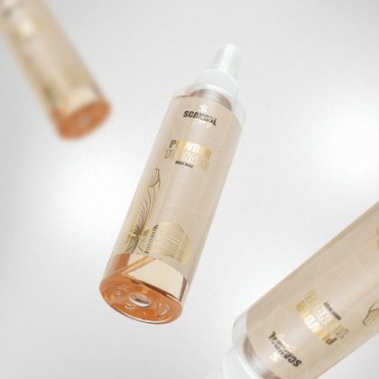 Body Mist Scandal Touch “Powder Tornado” με άρωμα πούδρας, 200ml